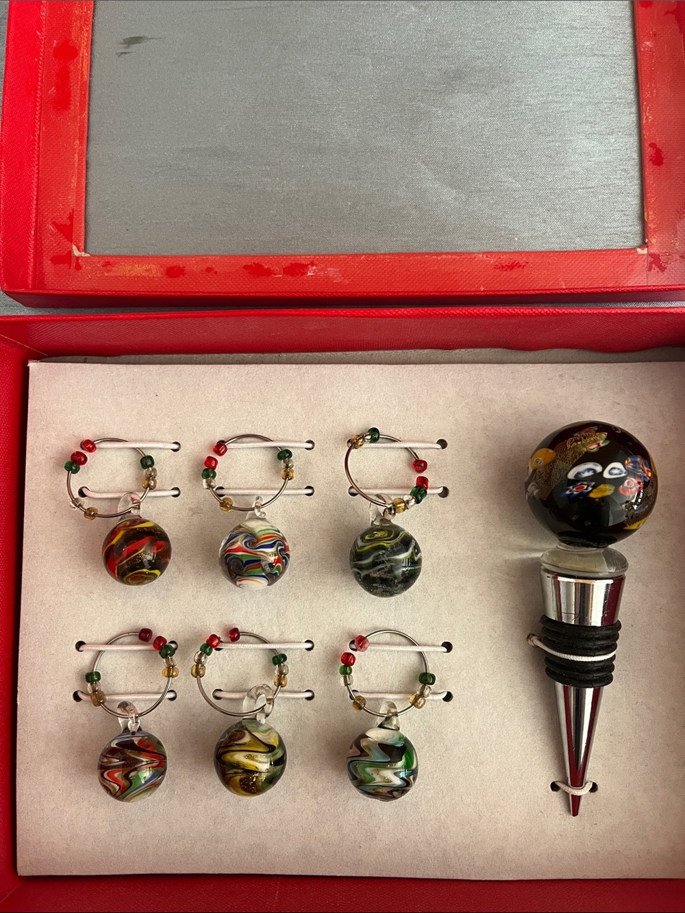 Artisan Art Glass Wine Set - 1 Bottle Stopper & 6 Stem Charms